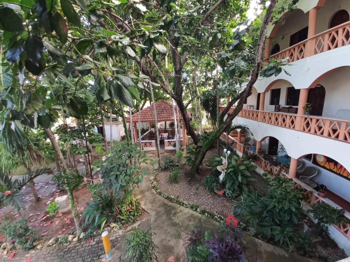 Residencial Estephany Sosua Bagian luar foto