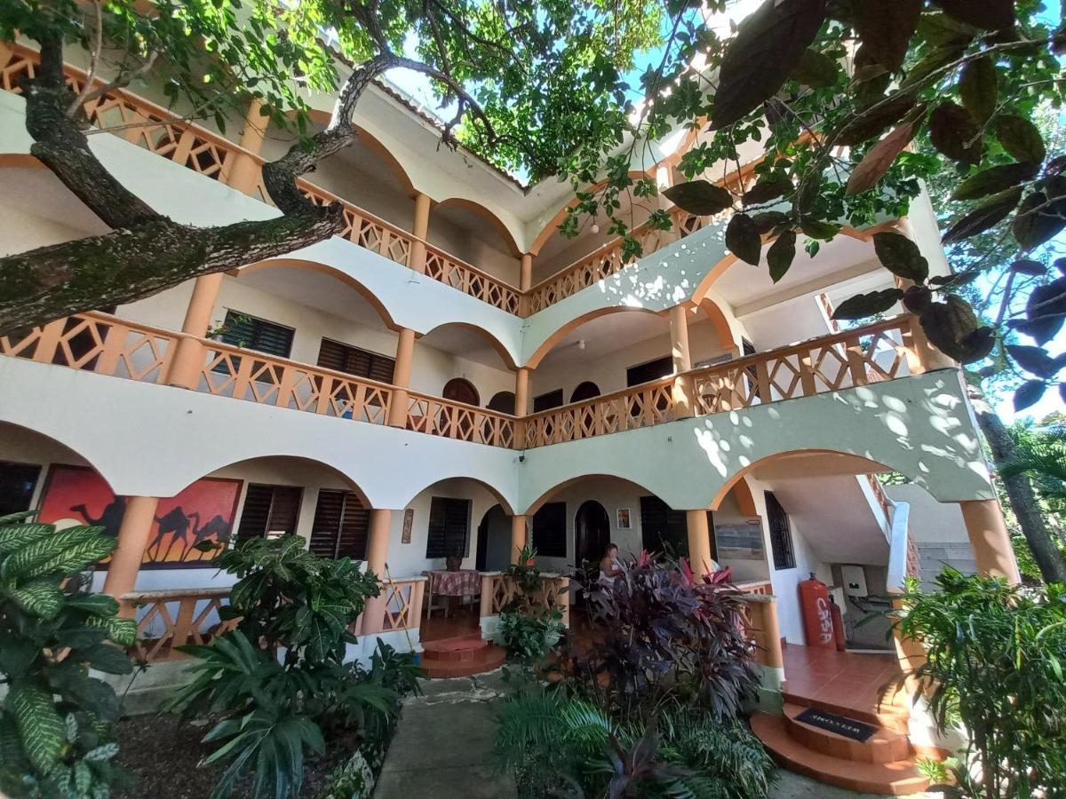 Residencial Estephany Sosua Bagian luar foto