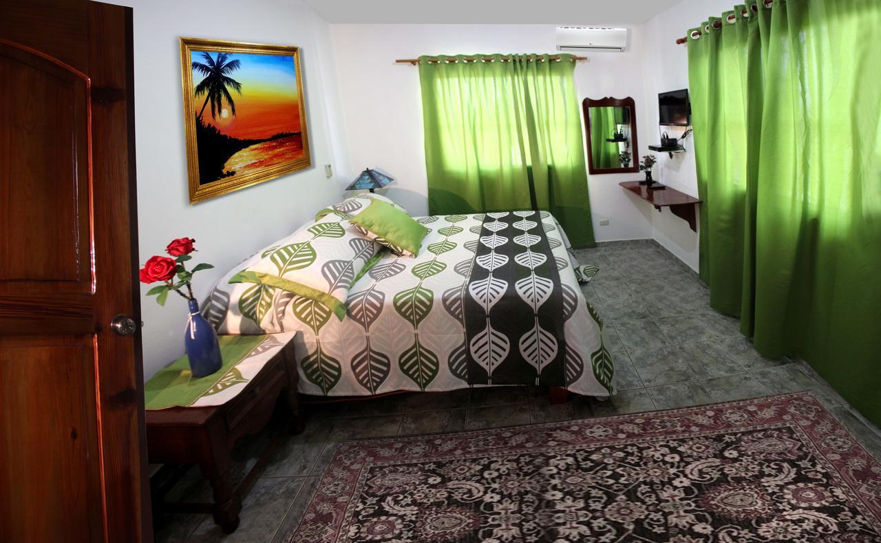 Residencial Estephany Sosua Bagian luar foto
